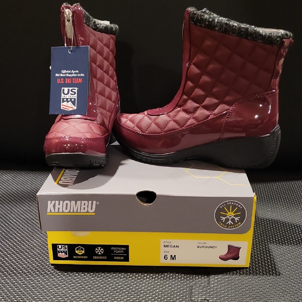 Khombu Women's Quilted Burgundy Winter Boots